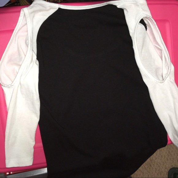 Harry Potter Quidditch Hogwarts black white shirt peekaboo shoulders small top - Picture 10 of 15